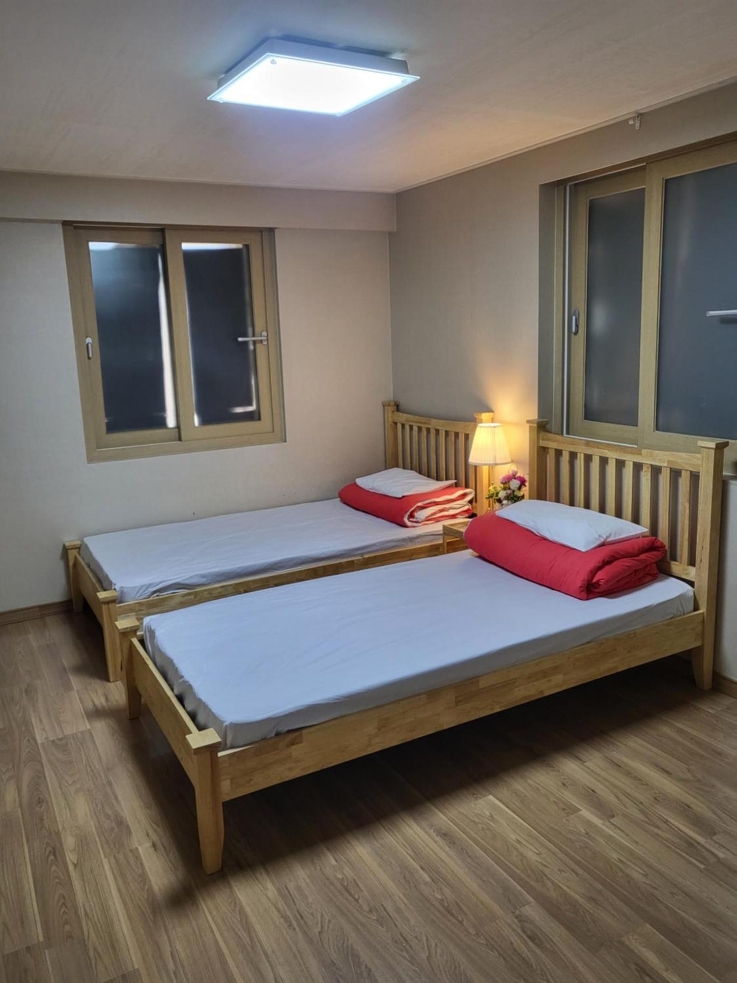 Red Guesthouse Seul Esterno foto